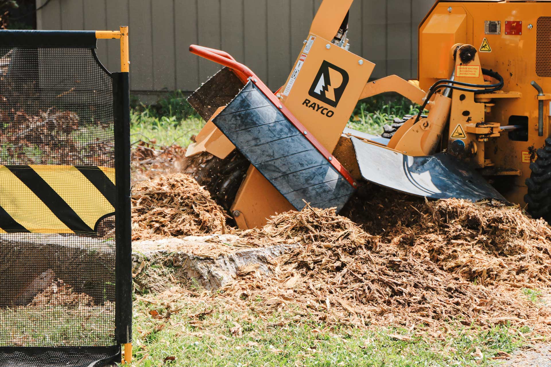 Machine for stump griding in Glenwood, MD